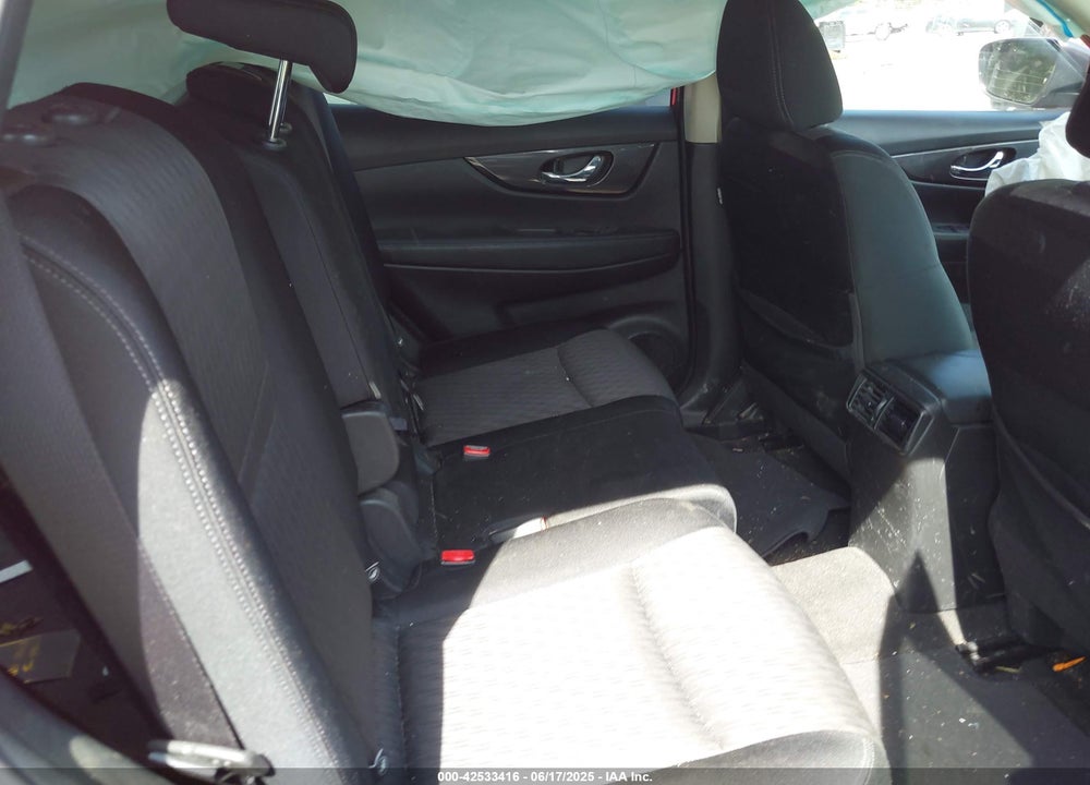 2017 NISSAN ROGUE SV VIN: JN8AT2MT1HW399073
