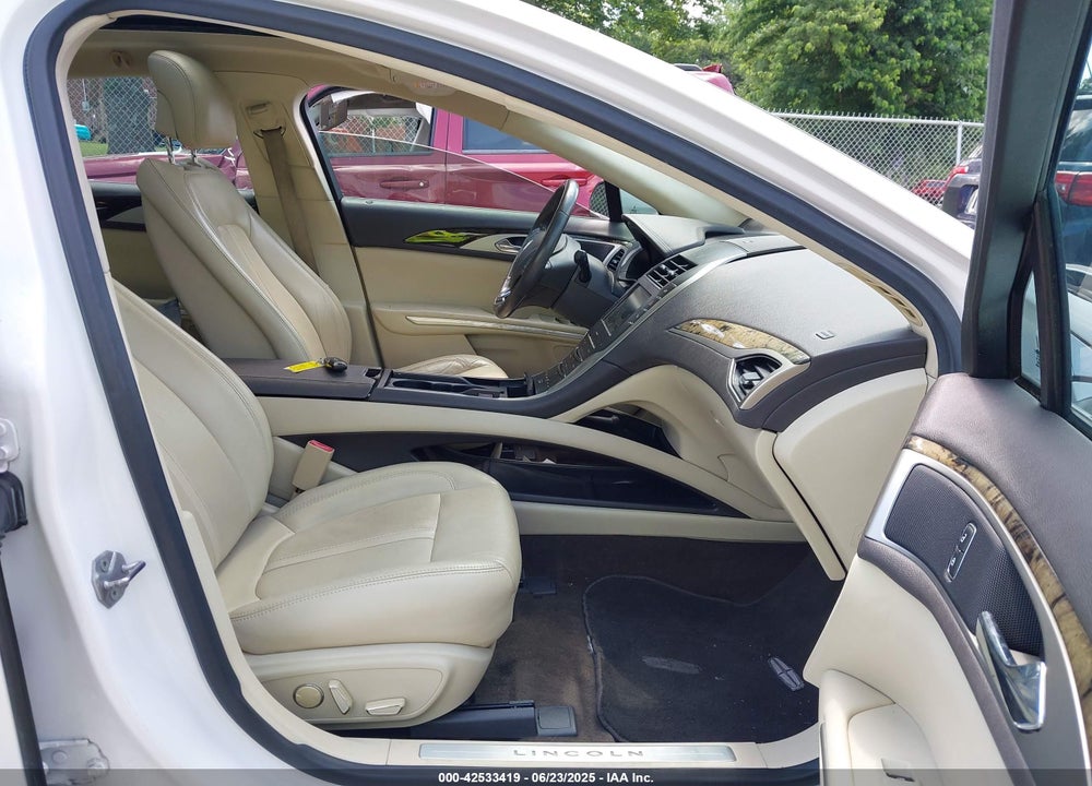 2013 LINCOLN MKZ HYBRID VIN: 3LN6L2LU6DR807667