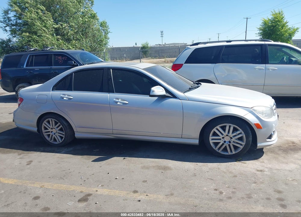2009 MERCEDES-BENZ C CLASS VIN: WDDGF54X09R068671