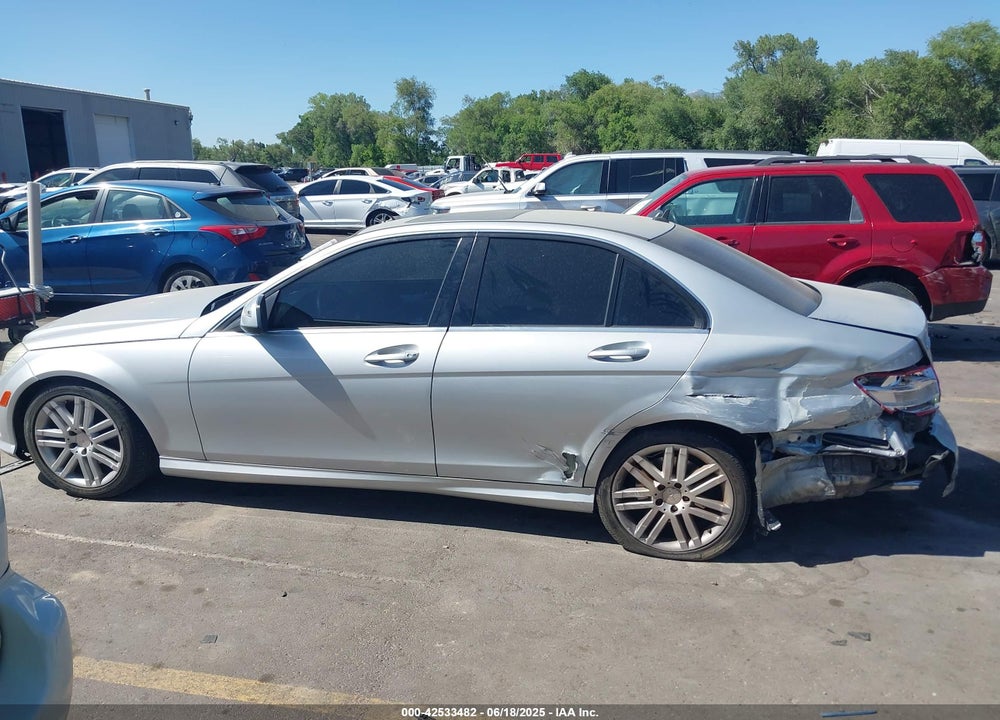 2009 MERCEDES-BENZ C CLASS VIN: WDDGF54X09R068671