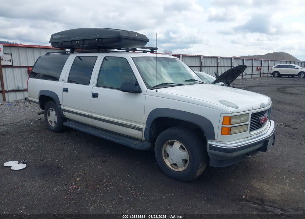 1999 GMC SUBURBAN 1500 SLT CMI VIN: 3GKFK16R2XG521294