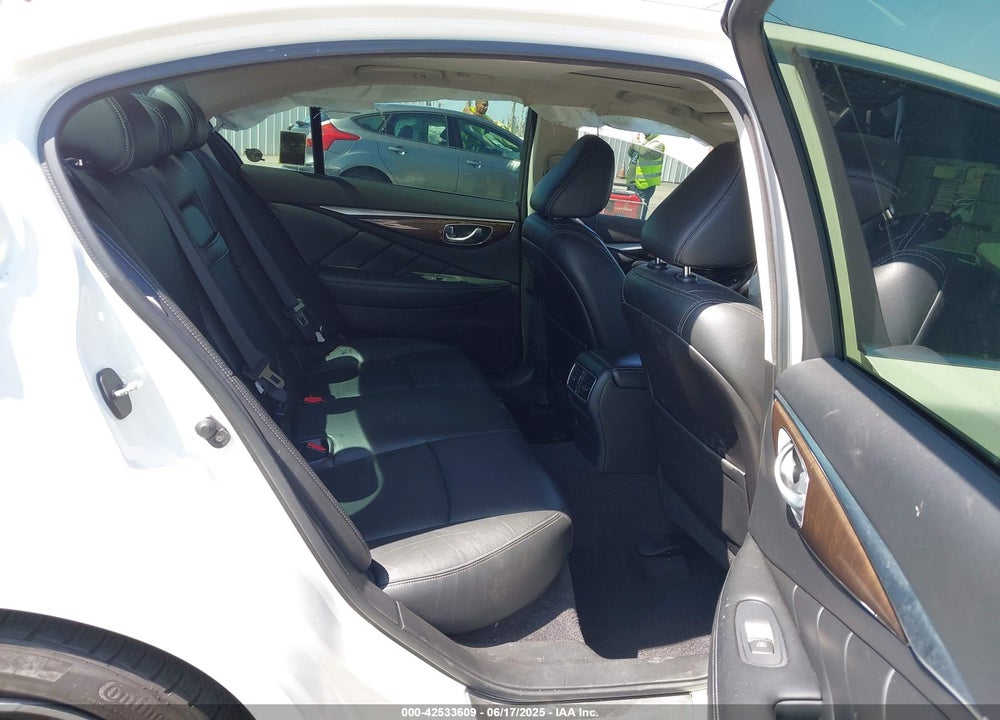 2014 INFINITI Q50 VIN: JN1BV7AP6EM682285