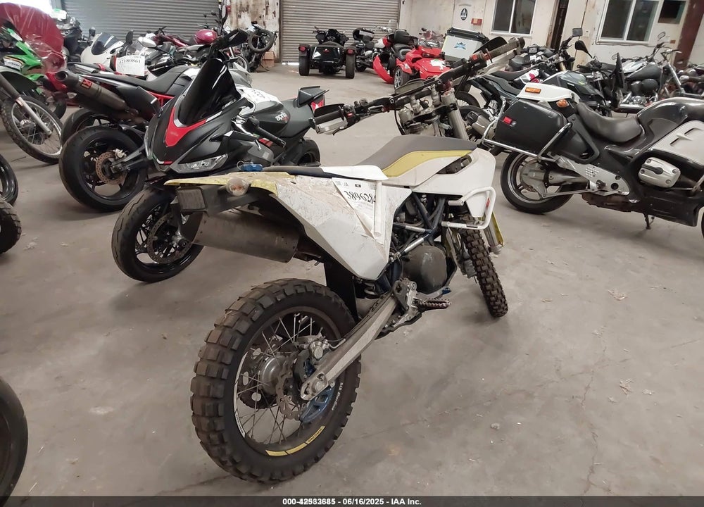 2023 HUSQVARNA 701 ENDURO VIN: VBKUEV405PM744169