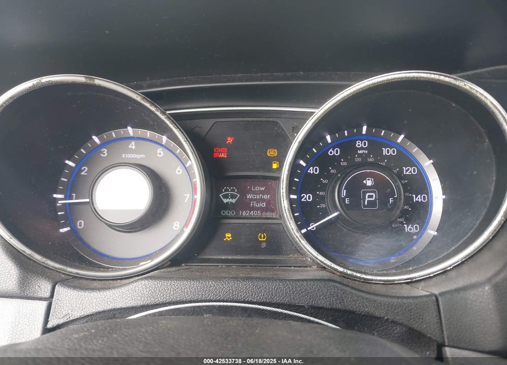 2011 HYUNDAI SONATA VIN: 5NPEB4AC3BH082084
