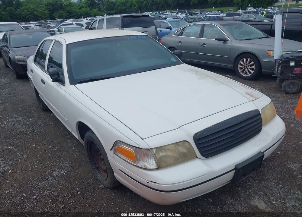 2000 FORD CROWN VICTORIA POLICE INTERCEPTOR VIN: 2FAFP71W5YX204281