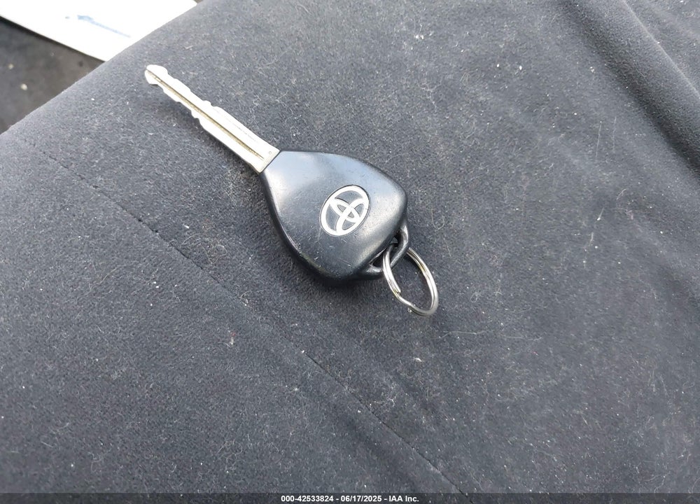 2010 TOYOTA COROLLA LE VIN: 1NXBU4EE8AZ221537