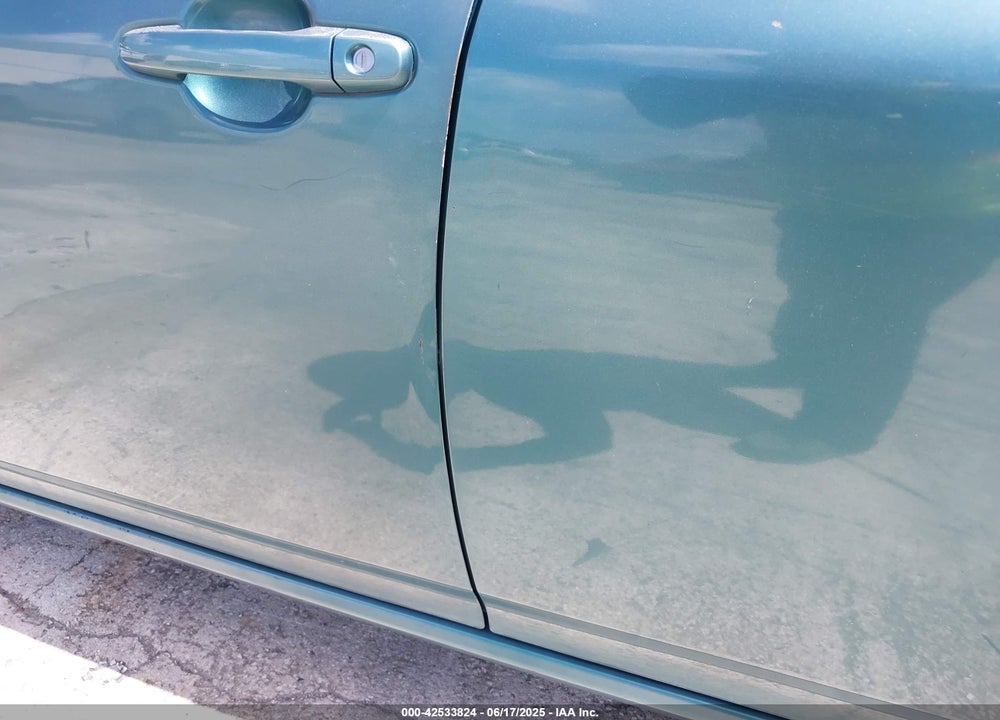 2010 TOYOTA COROLLA LE VIN: 1NXBU4EE8AZ221537