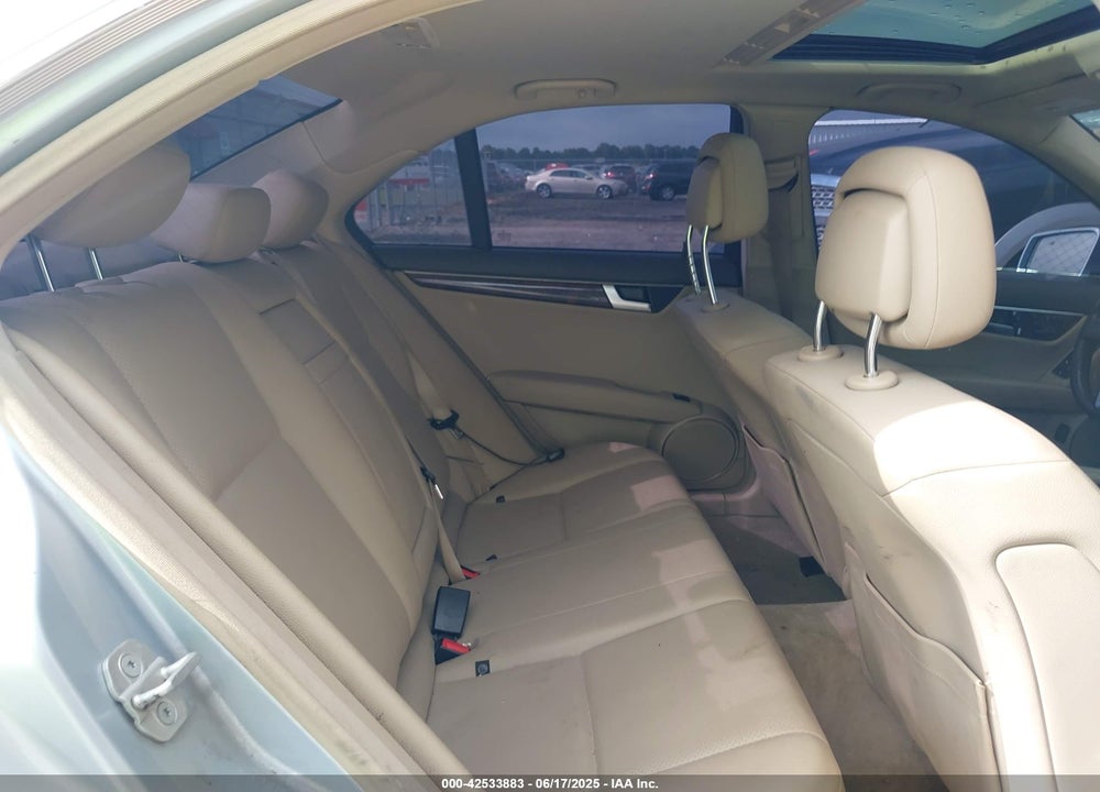 2013 MERCEDES-BENZ C 300 LUXURY 4MATIC/SPORT 4MATIC VIN: WDDGF8AB3DR280578