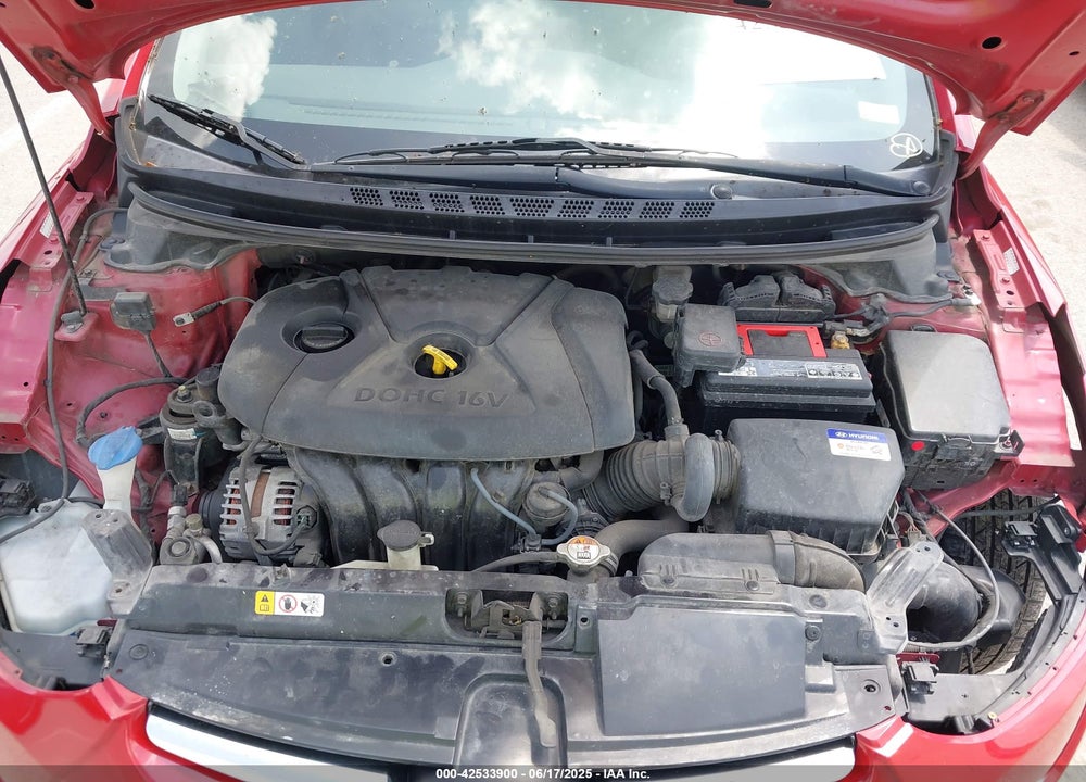 2016 HYUNDAI ELANTRA VIN: KMHDH4AE0GU519821
