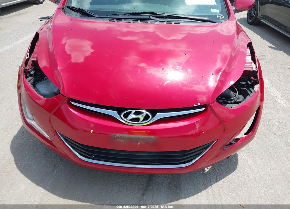2016 HYUNDAI ELANTRA VIN: KMHDH4AE0GU519821