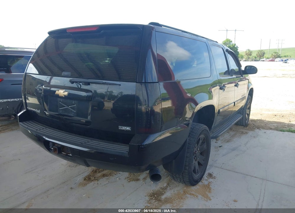 2007 CHEVROLET SUBURBAN 1500 VIN: 1GNFK16387J253011