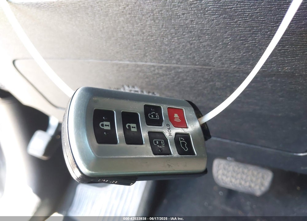 2015 TOYOTA SIENNA VIN: 5TDYK3DCXFS637048