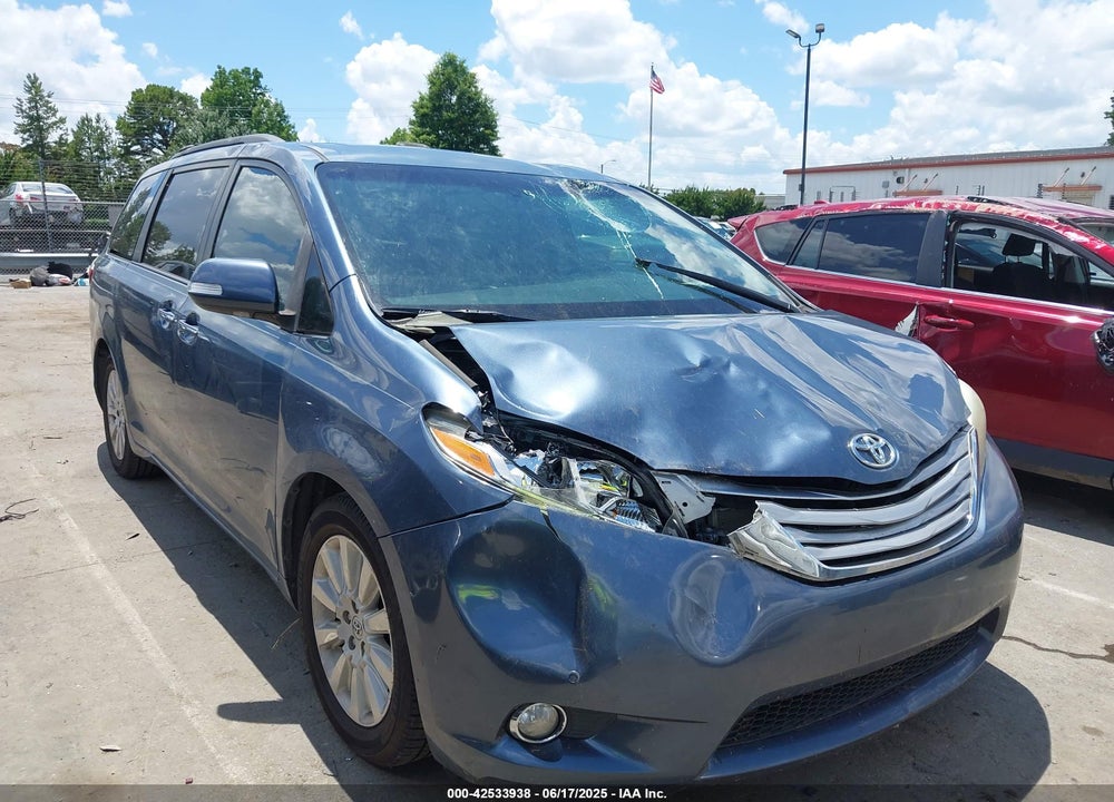 2015 TOYOTA SIENNA VIN: 5TDYK3DCXFS637048