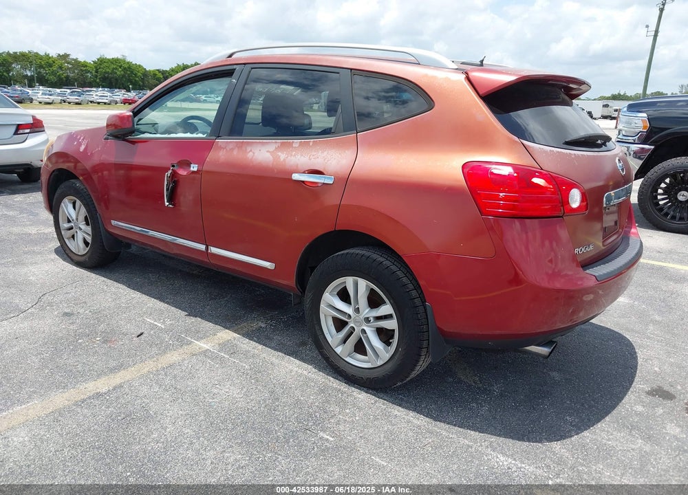 2013 NISSAN ROGUE VIN: JN8AS5MT1DW012584