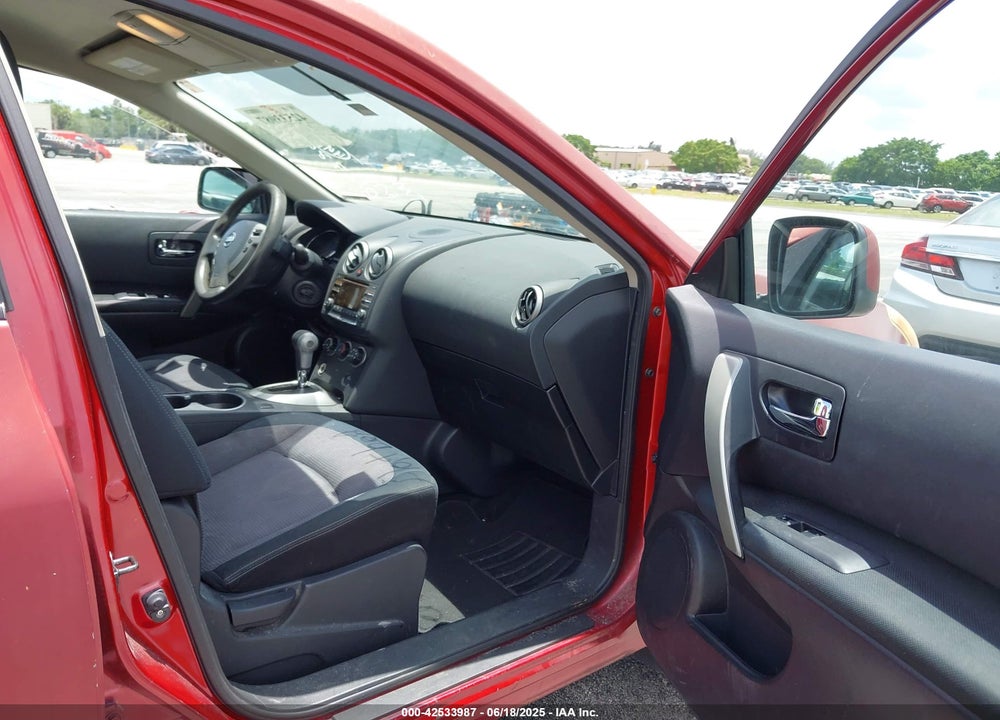 2013 NISSAN ROGUE VIN: JN8AS5MT1DW012584