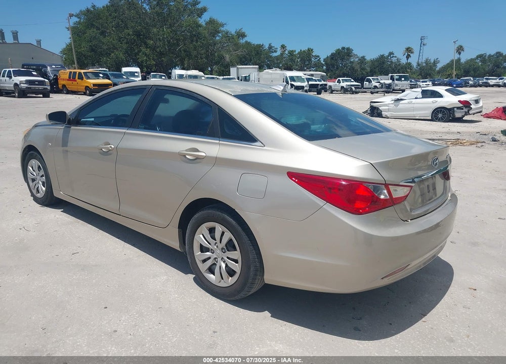 2011 HYUNDAI SONATA VIN: 5NPEB4AC1BH134215