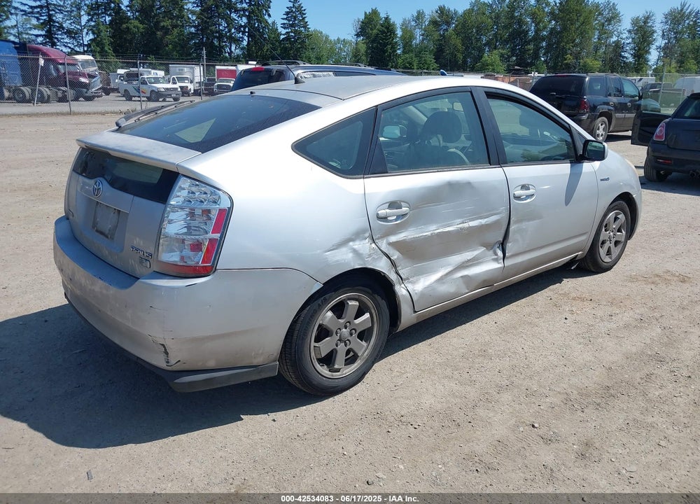 2006 TOYOTA PRIUS VIN: JTDKB22U463158010