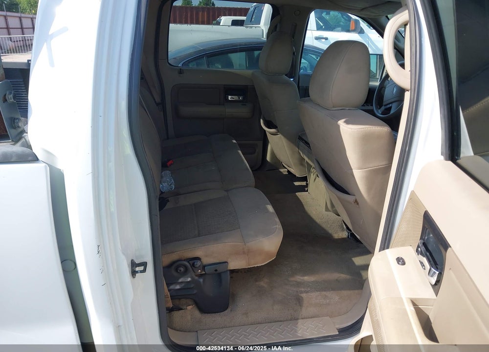 2006 FORD F-150 XLT VIN: 1FTRW12W56FA74310