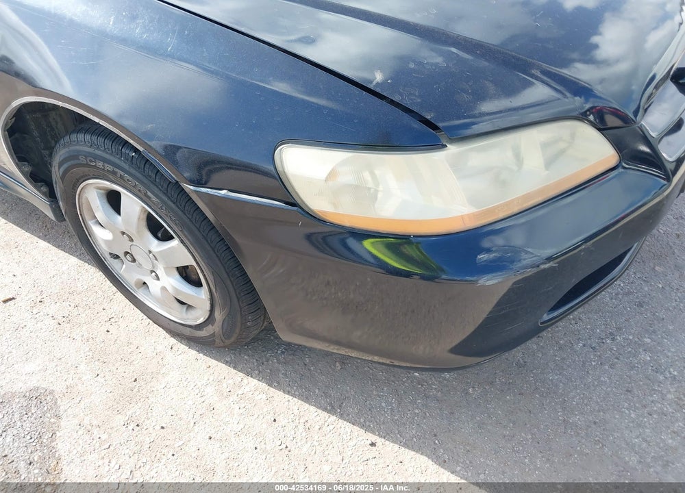 2001 HONDA ACCORD 2.3 EX VIN: 1HGCG56681A041149