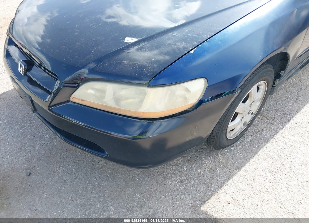 2001 HONDA ACCORD 2.3 EX VIN: 1HGCG56681A041149