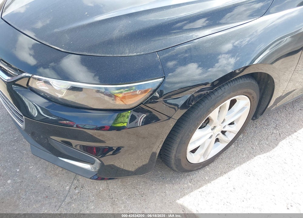2018 CHEVROLET MALIBU VIN: 1G1ZD5ST3JF230221