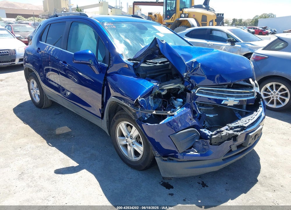 2015 CHEVROLET TRAX LT VIN: 3GNCJLSBXFL212546