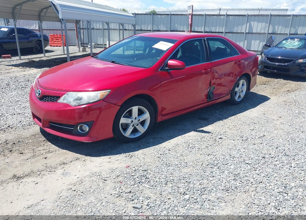 2014 TOYOTA CAMRY SE VIN: 4T1BF1FK9EU805688