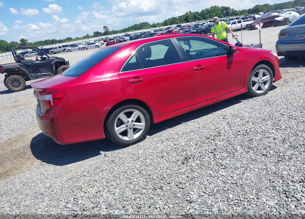2014 TOYOTA CAMRY SE VIN: 4T1BF1FK9EU805688