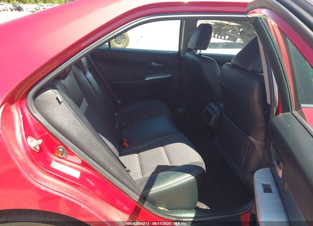 2014 TOYOTA CAMRY SE VIN: 4T1BF1FK9EU805688