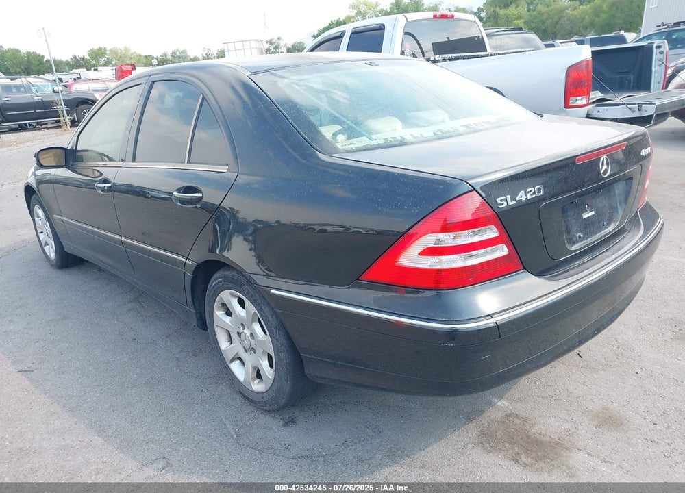 2005 MERCEDES-BENZ C 240 LUXURY 4MATIC VIN: WDBRF81JX5F637217