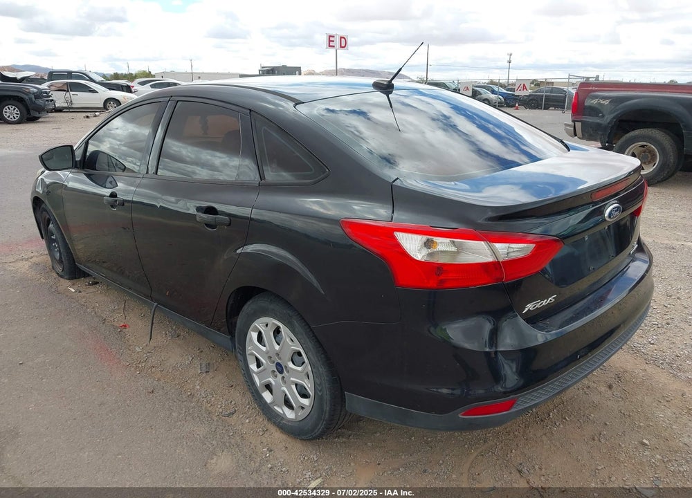 2012 FORD FOCUS VIN: 1FAHP3F23CL449397