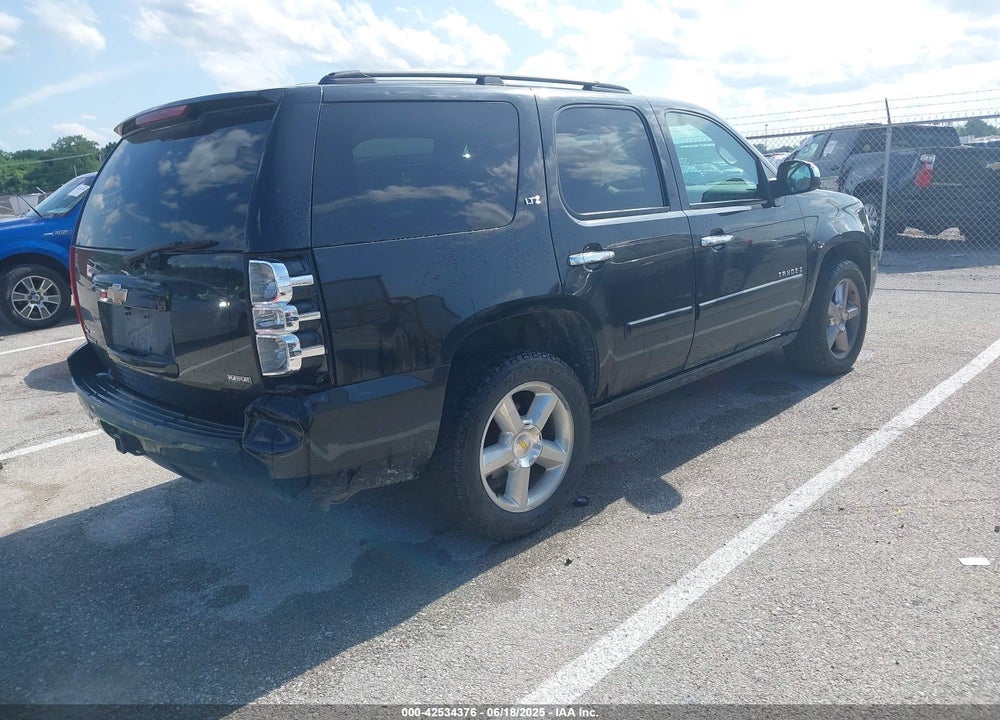2008 CHEVROLET TAHOE LTZ VIN: 1GNFK13038J164555