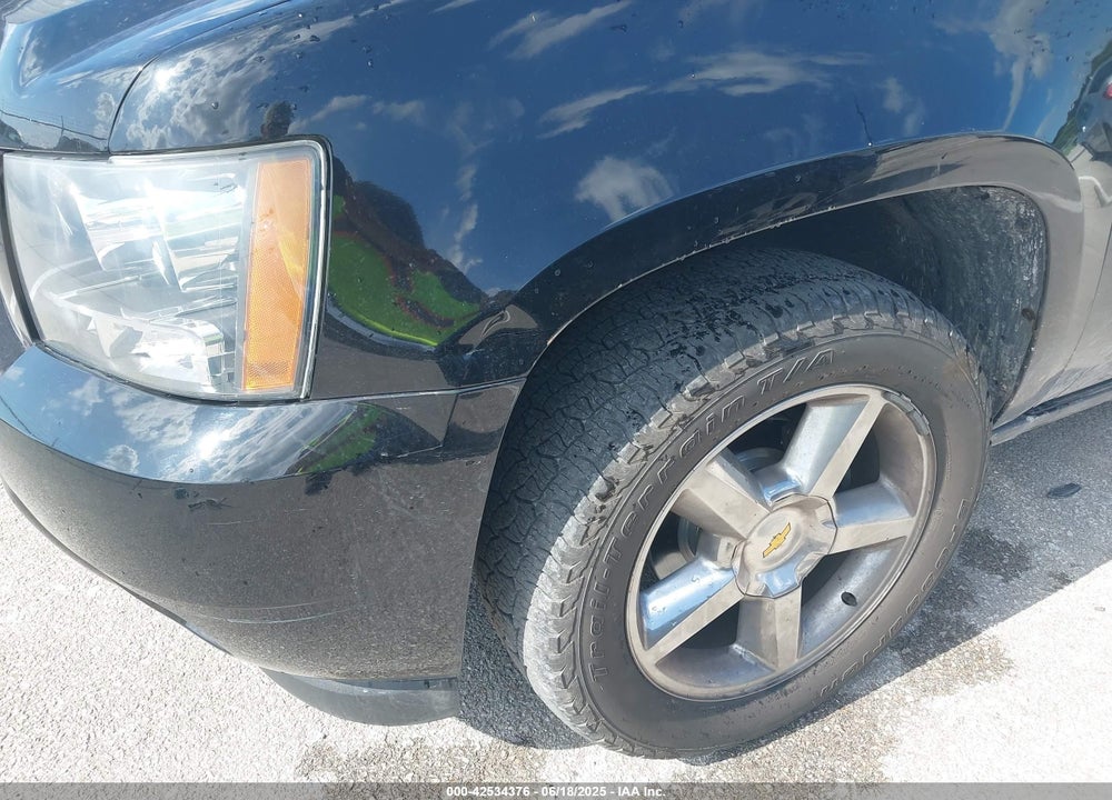 2008 CHEVROLET TAHOE LTZ VIN: 1GNFK13038J164555