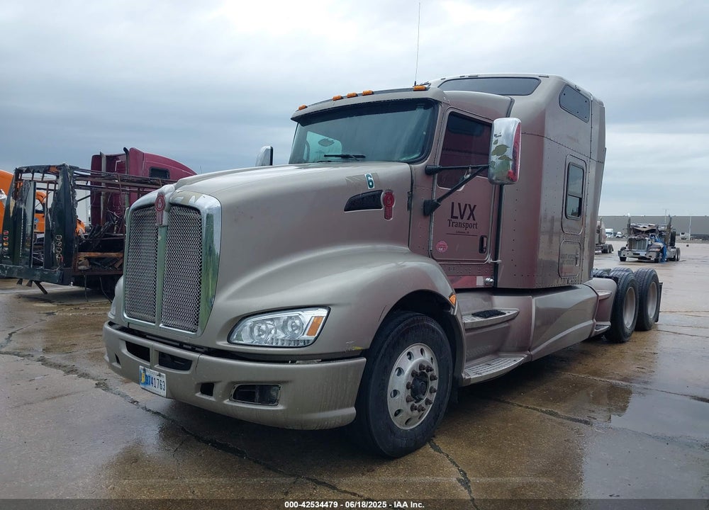 2010 KENWORTH T660 T660 VIN: 1XKAD49X8AJ263207