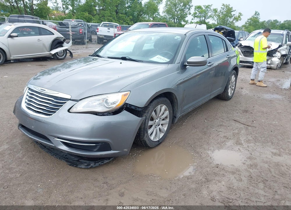 2013 CHRYSLER 200 VIN: 1C3CCBBB7DN601904