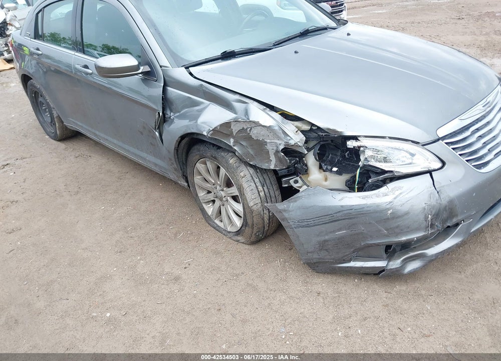 2013 CHRYSLER 200 VIN: 1C3CCBBB7DN601904