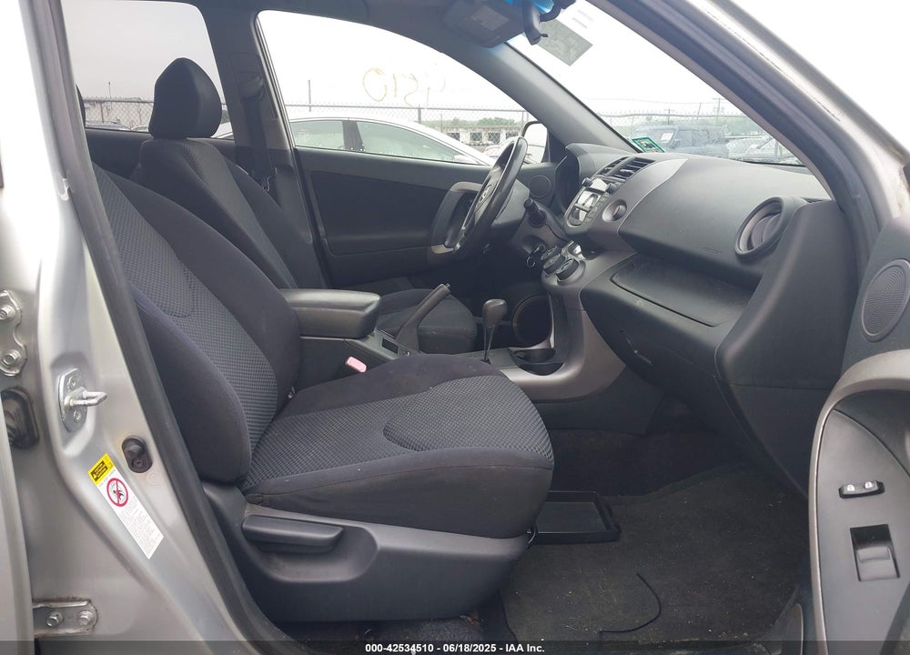 2008 TOYOTA RAV4 SPORT VIN: JTMBD32V085173412
