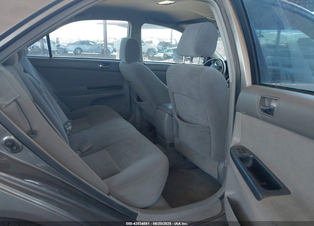 2006 TOYOTA CAMRY VIN: 4T1BE32K06U704805