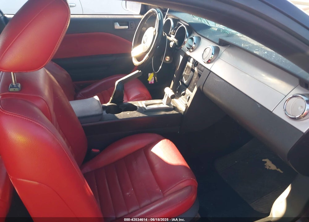 2005 FORD MUSTANG V6 DELUXE/V6 PREMIUM VIN: 1ZVFT80N355224477