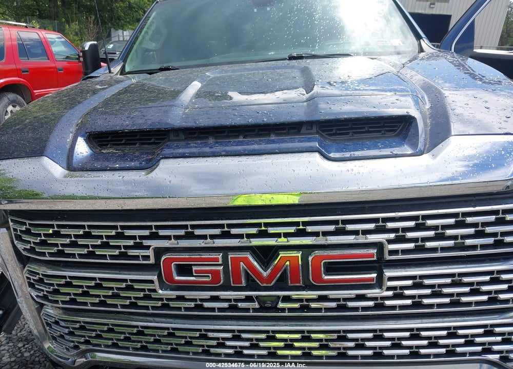 2021 GMC SIERRA 3500HD 4WD  STANDARD BED DENALI VIN: 1GT49WEY0MF125530
