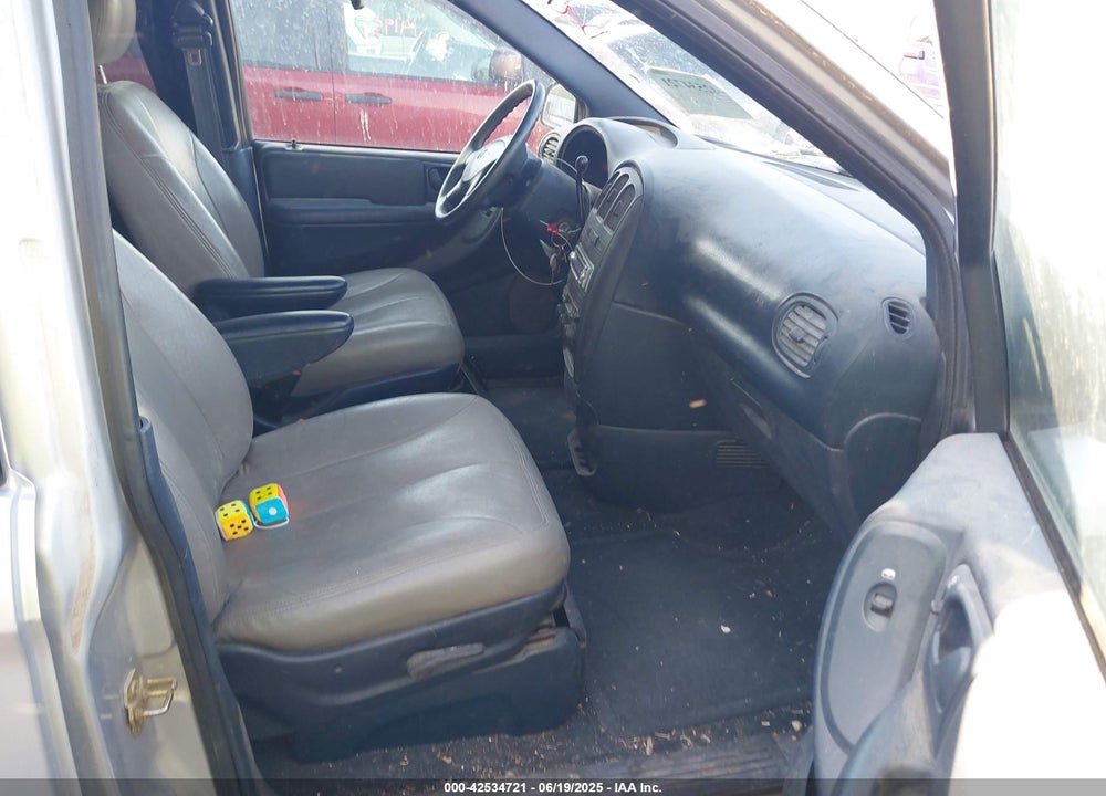 2002 DODGE GRAND CARAVAN SPORT VIN: 2B4GP44352R709812