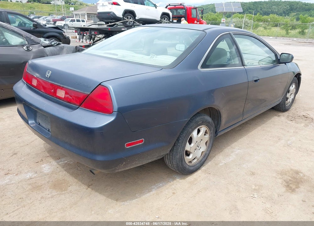 2000 HONDA ACCORD 2.3 EX VIN: 1HGCG3278YA009184