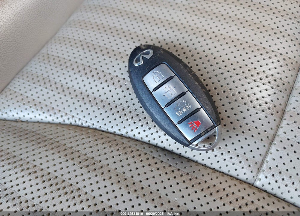 2019 INFINITI Q70 VIN: JN1BY1AR6KM585492