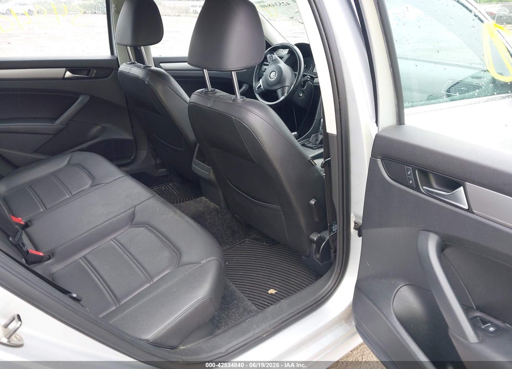 2014 VOLKSWAGEN PASSAT 1.8T WOLFSBURG EDITION VIN: 1VWAT7A33EC035714