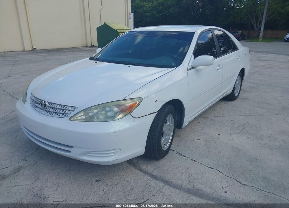 2002 TOYOTA CAMRY LE V6 VIN: 4T1BF32K42U007564