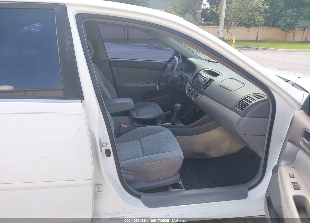 2002 TOYOTA CAMRY LE V6 VIN: 4T1BF32K42U007564