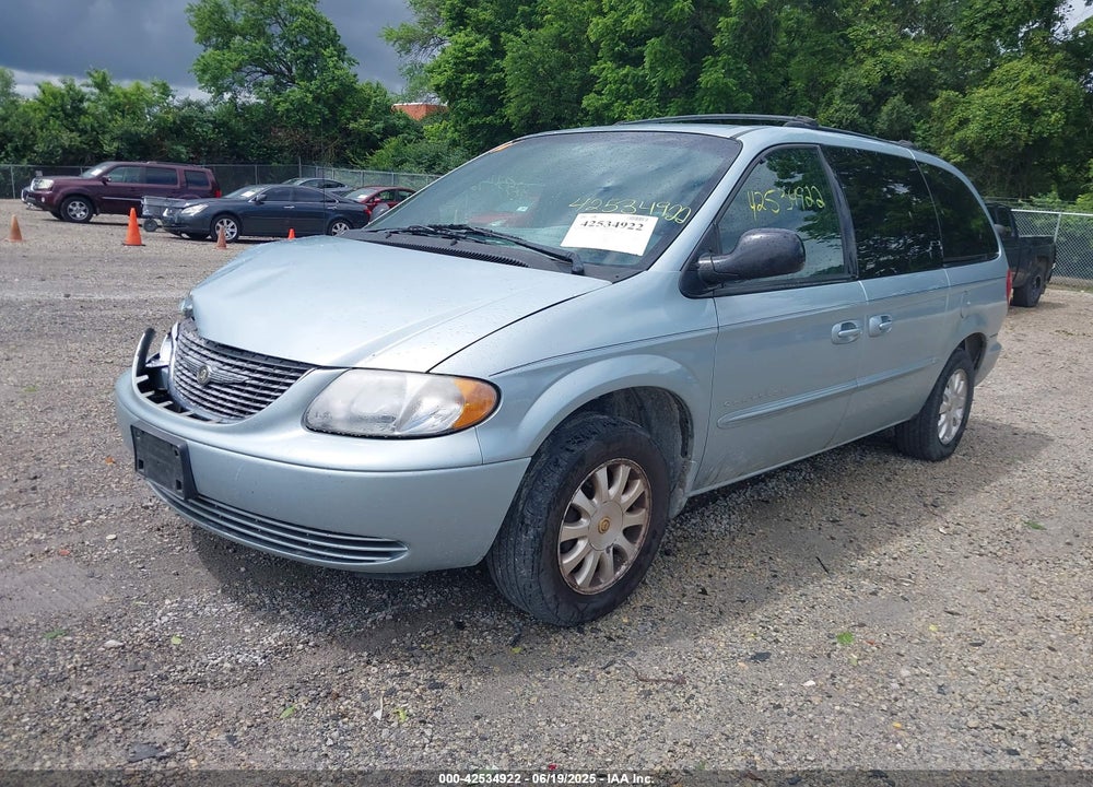 2001 CHRYSLER TOWN & COUNTRY LX VIN: 2C8GP443X1R265908