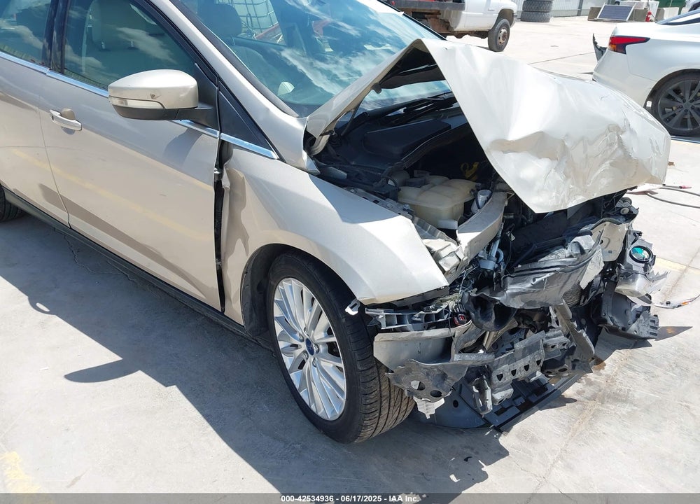 2018 FORD FOCUS VIN: 1FADP3N25JL279623