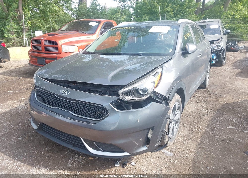 2018 KIA NIRO VIN: KNDCB3LC4J5138885