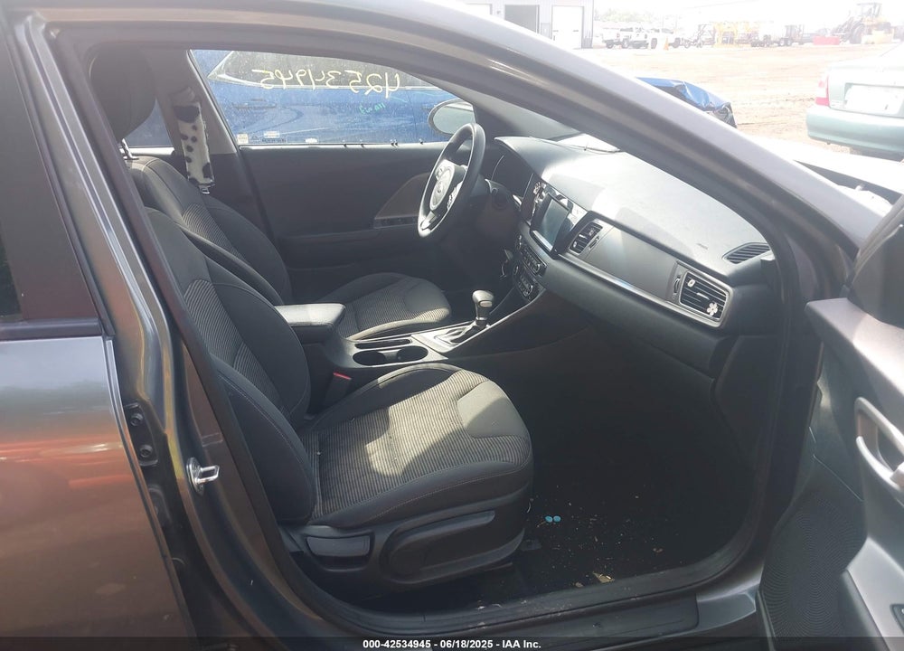2018 KIA NIRO VIN: KNDCB3LC4J5138885